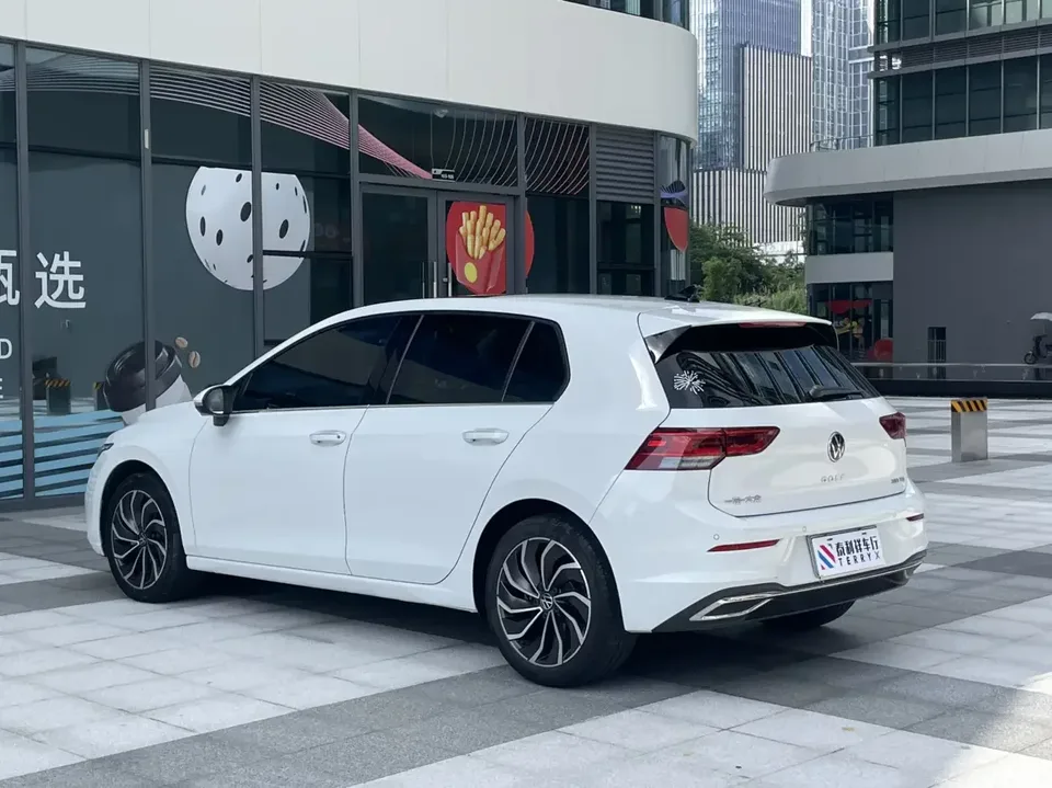 Volkswagen Golf golf 2023 280TSI DSG Pro 20th Anniversary 2023 — thumbnail 2