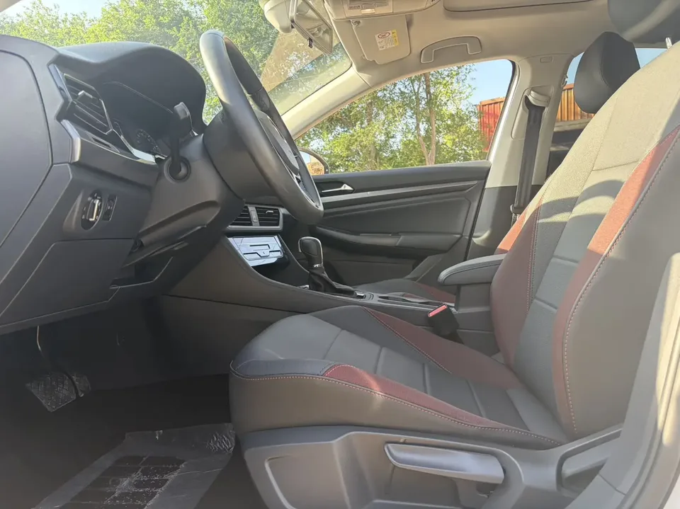 Volkswagen Bora Bora 2021 1.5L Automatic Elite Smart Link Edition 2022 — thumbnail 5