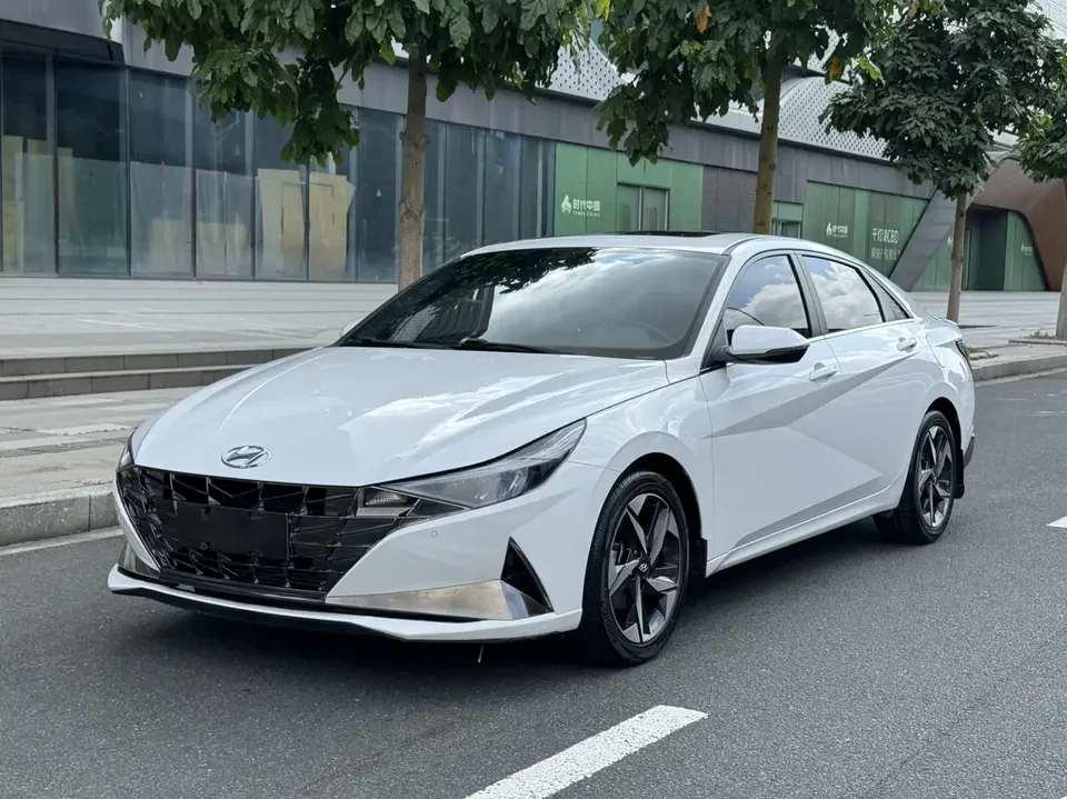 Hyundai Elantra Elantra 2021 240TGDi DCT GLX Elite 2022 — photo 1, buy with delivery to Moscow