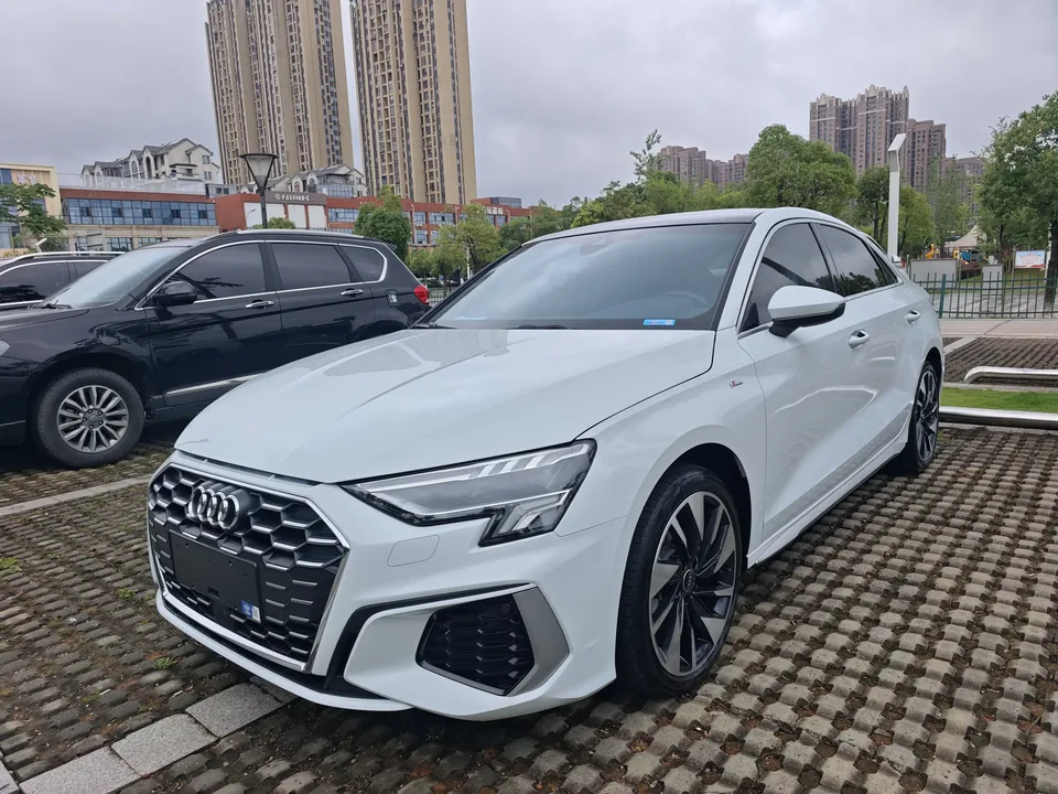 Audi A3 Audi A3 2023 A3L Limousine 35 TFSI facelift: stylish and sporty 2023 — photo 1, buy with delivery to Moscow