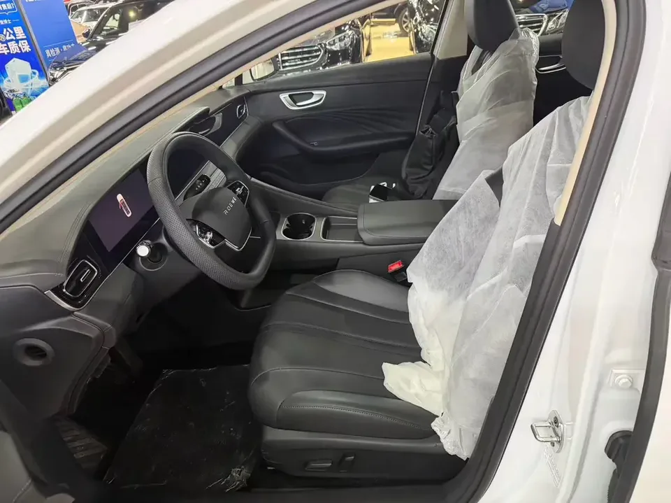 Roewe D7 DMH Roewe D7 DMH 2023 125 Beyond Edition 2024 — thumbnail 5