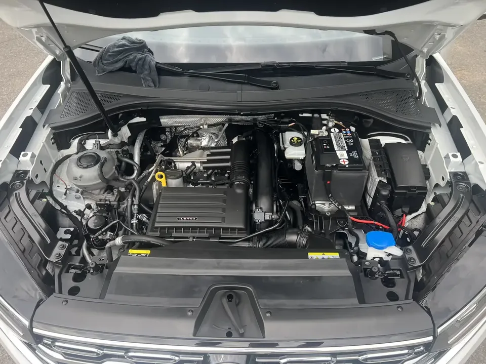 Volkswagen Tayron Tanyue 2022 280TSI 2WD Luxury Smart Edition 2022 — миниатюра 3