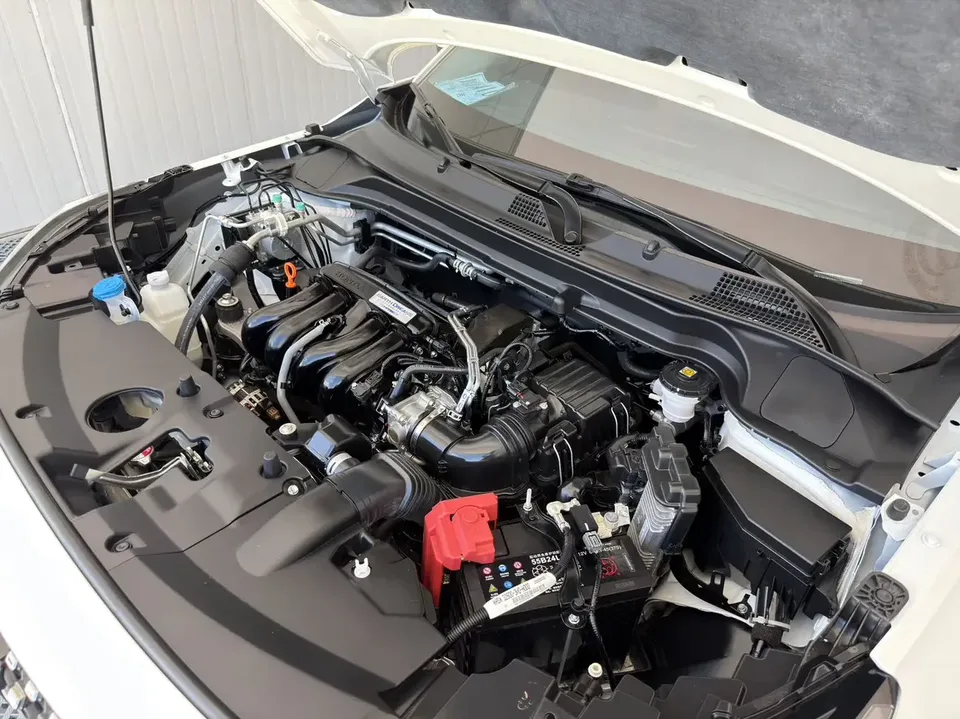 Honda WR-V HondaXR-V 2023 1.5L CVT Hot Edition 2024 — thumbnail 3