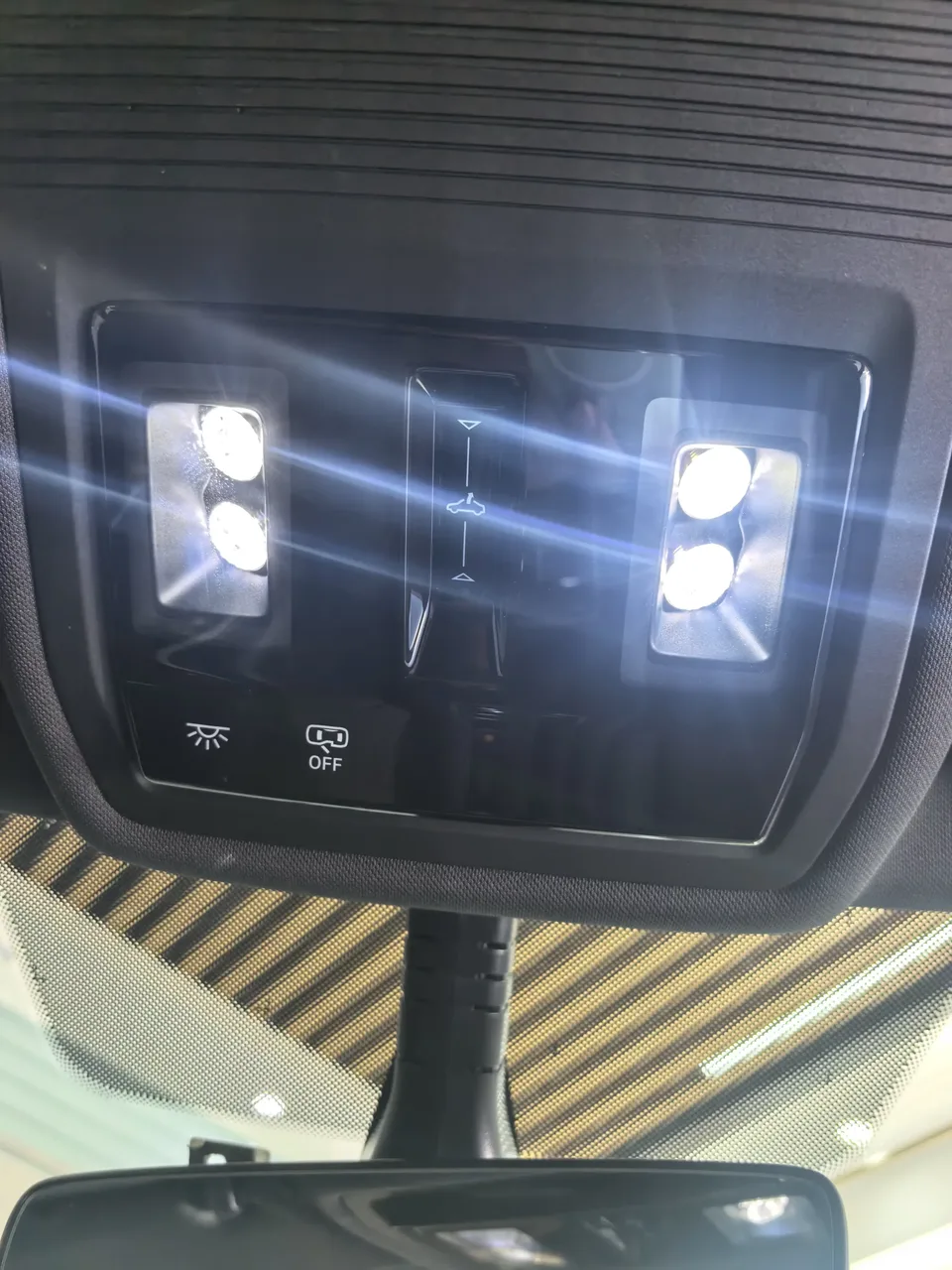 Volkswagen Golf golf 2023 280TSI DSG R-Line Lite 2023 — thumbnail 3