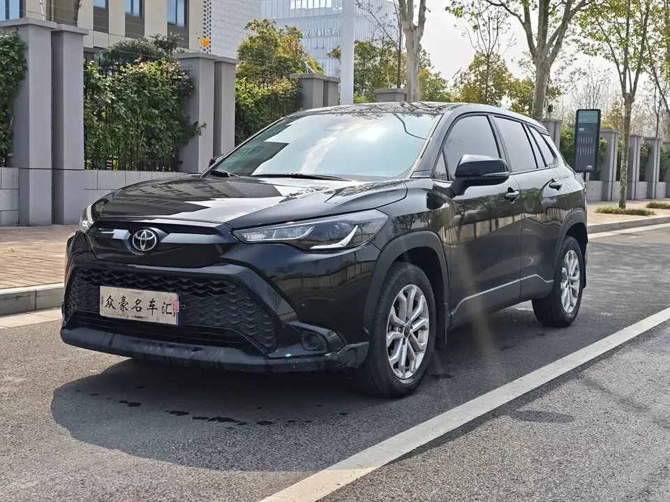 Toyota Frontlander Fenglanda 2024 2.0L CVT Elite Edition 2024 — photo 1, buy with delivery to Moscow