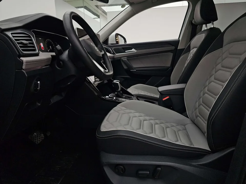 Volkswagen Tayron Tanyue 2023 300TSI 2WD Luxury Plus Advanced Edition 2024 — миниатюра 4