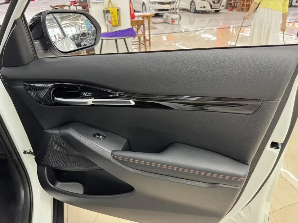 Kia Run proudly Run proudly 2021 1.5L CVT Trend Edition 2022 — thumbnail 5