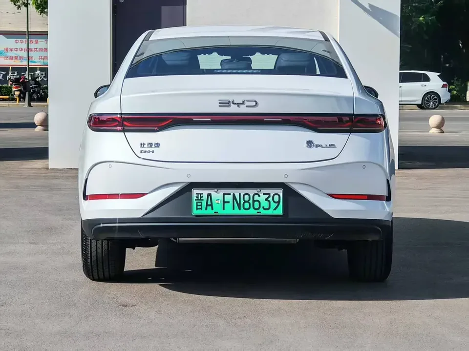 BYD Qin PLUS DM Qin PLUS DM 2026 DM-i 128KM Progressive 2026 — thumbnail 2