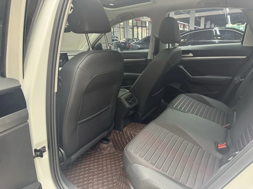 Volkswagen Lavida Lavida 2024 300TSI DSG Starry Sky Edition 2024 — thumbnail 5