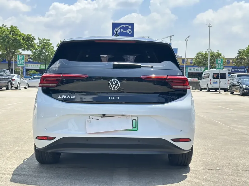 Volkswagen ID.3 Volkswagen ID.3 2023 Pure Smart Edition 2024 — thumbnail 2