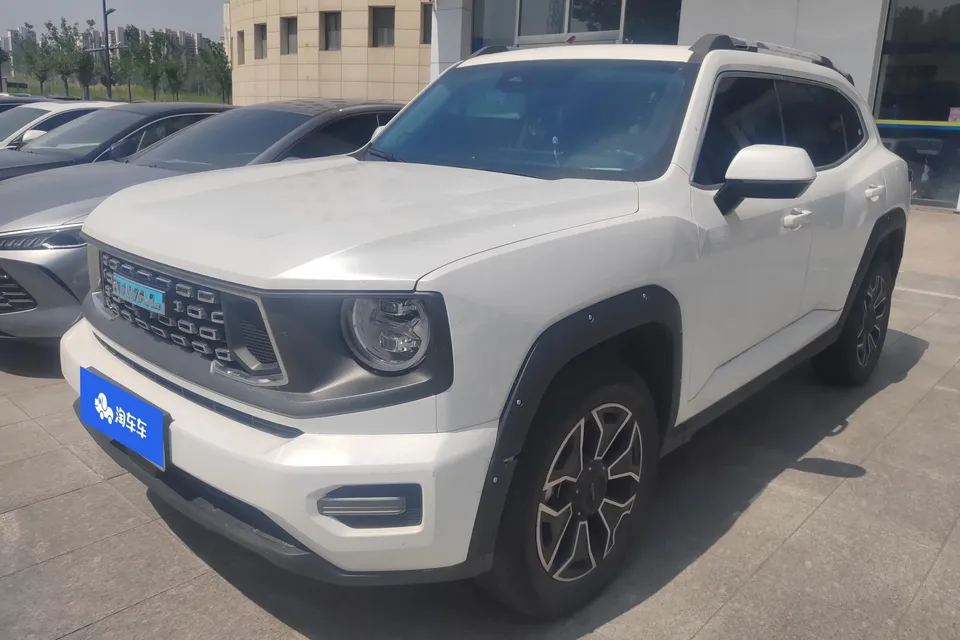 Haval Big Dog PLUS PHEV Haval Big Dog PLUS PHEV 2023 DHT-PHEV 105km Trendy Electric Plus 2023 — photo 1, buy with delivery to Moscow