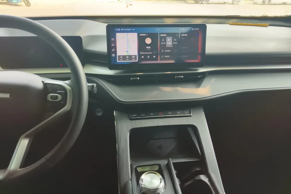 Haval H6 Haval H6 2022 The third generation 1.5T DHT version 2022 — миниатюра 4
