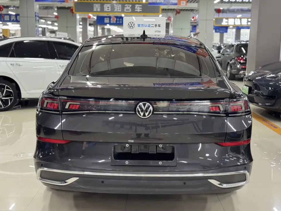 Volkswagen Lamando Lingdu 2022 Lingdu L 280TSI DSG Cool Edition 2022 — миниатюра 2