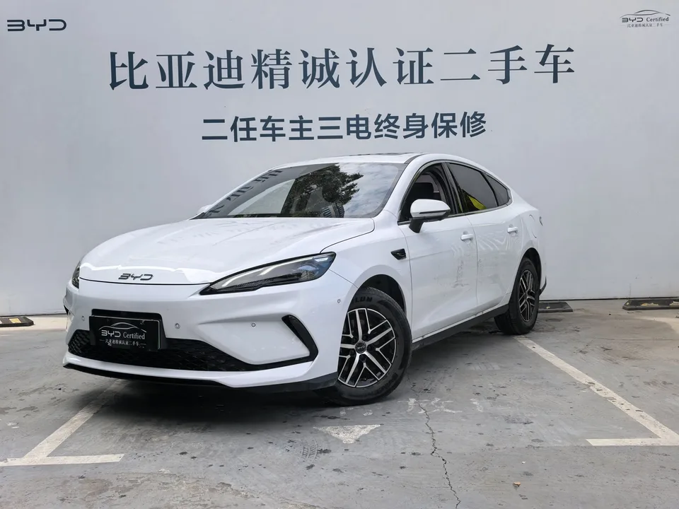 BYD Seal 05DM Seal 05DM 2025 DM-i 120KM flagship version 2025 — photo 1, buy with delivery to Moscow