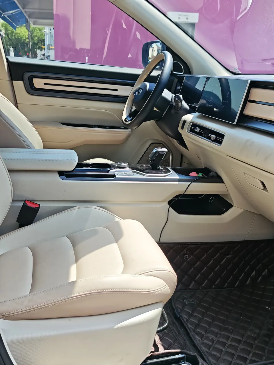 Geely ICON Geely ICON 2023 1.5TD Chocolate Edition 2024 — thumbnail 3