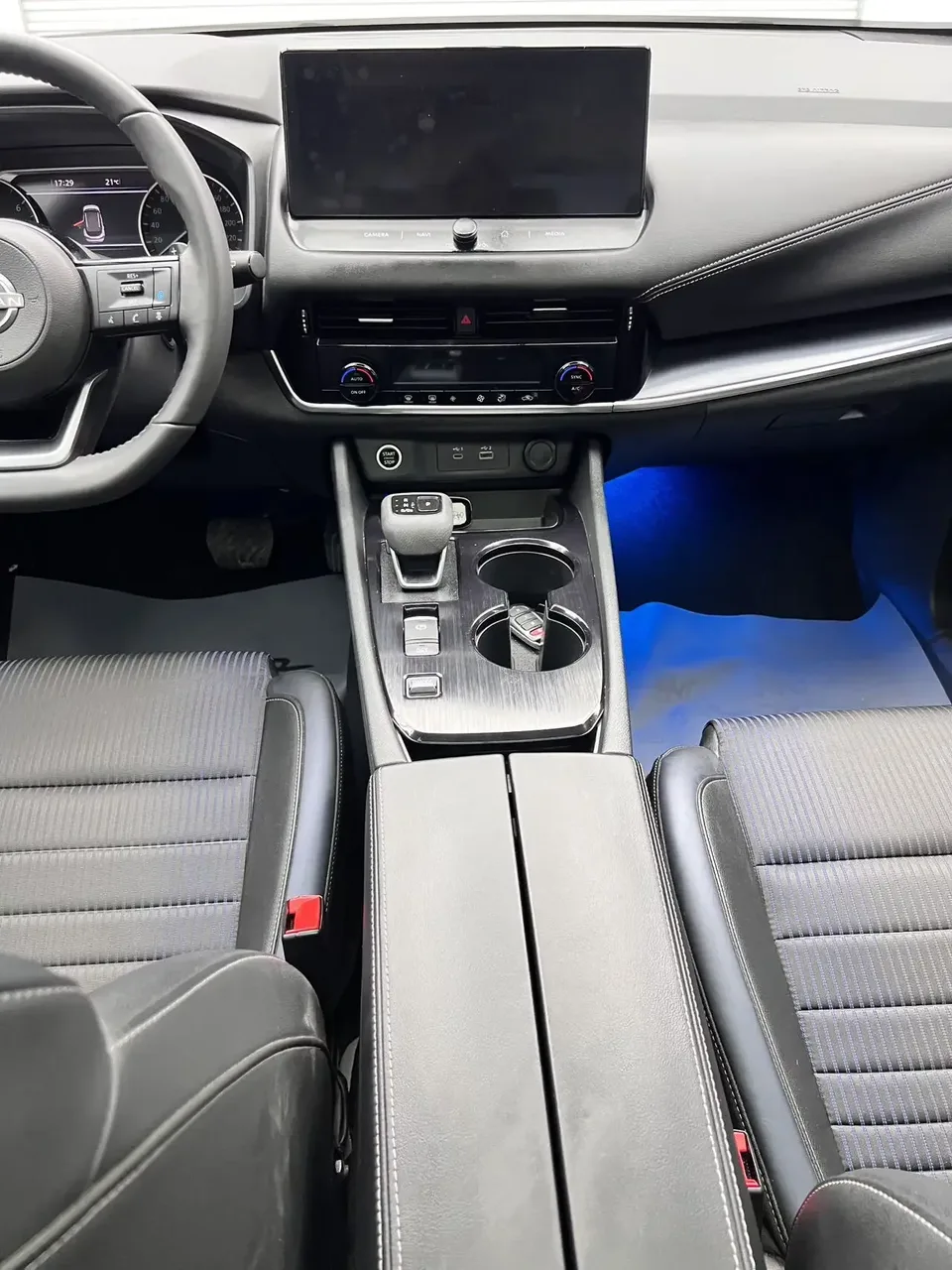 Nissan Qashqai Qashqai 2023 1.3T Deluxe Edition 2023 — thumbnail 3