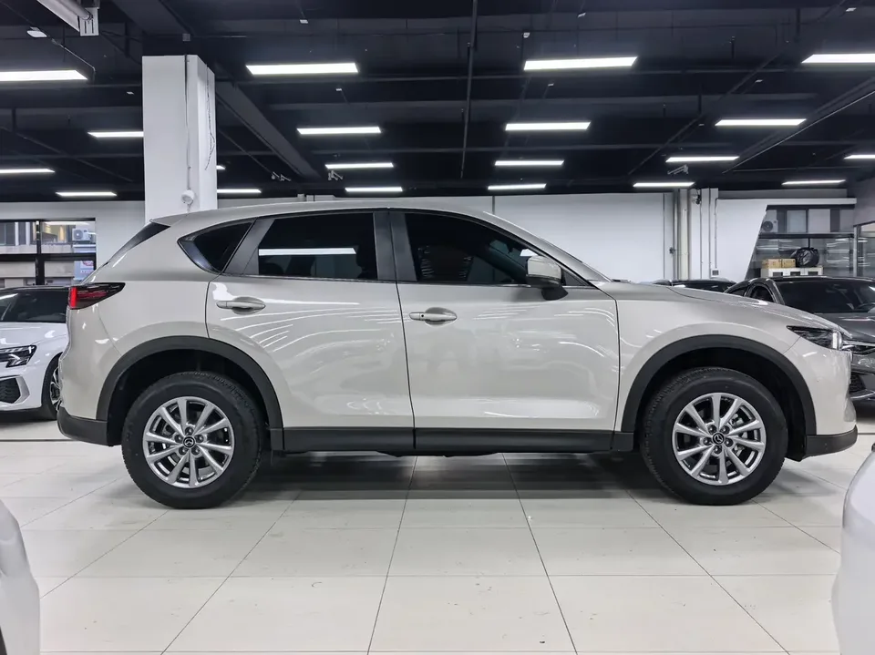 Mazda CX-5 Mazda CX-5 2022 2.0L Automatic 2WD Smart Elegance 2023 — thumbnail 2