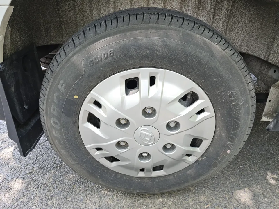 Datong Xintu V70 Xintu V70 2023 2.0T Diesel Automatic Elite Edition Long Axis Mid-Top 6/7 Seats 150Ps 2024 — thumbnail 3