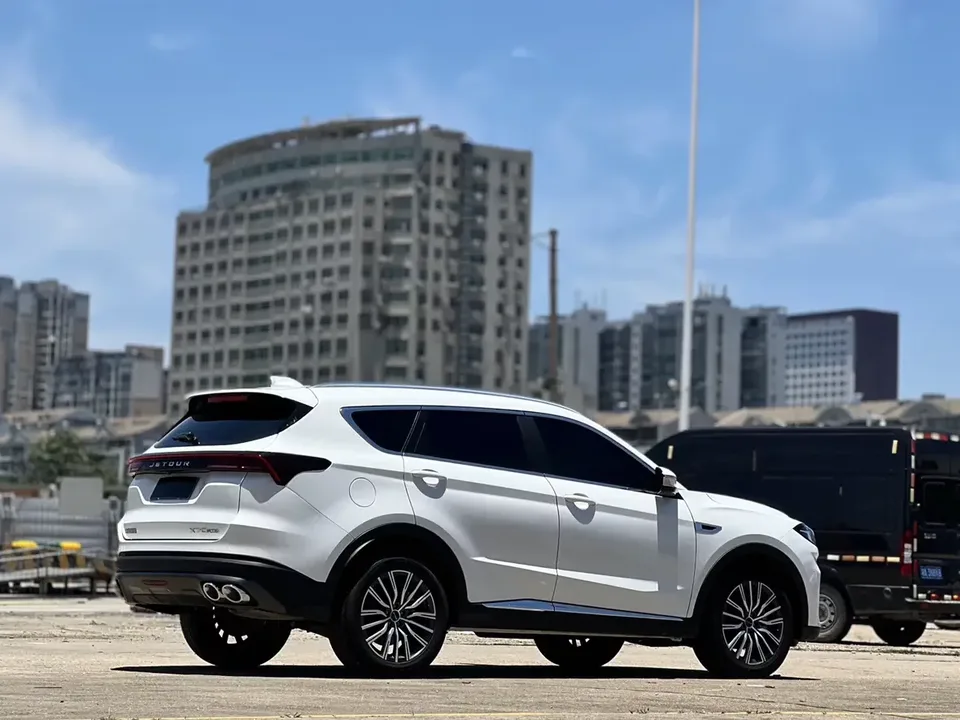Jetour Jietu X70 PLUS Jietu X70 PLUS 2024 Champion Edition 1.5T DCT Champion MAX 5 Seaters 2024 — thumbnail 2
