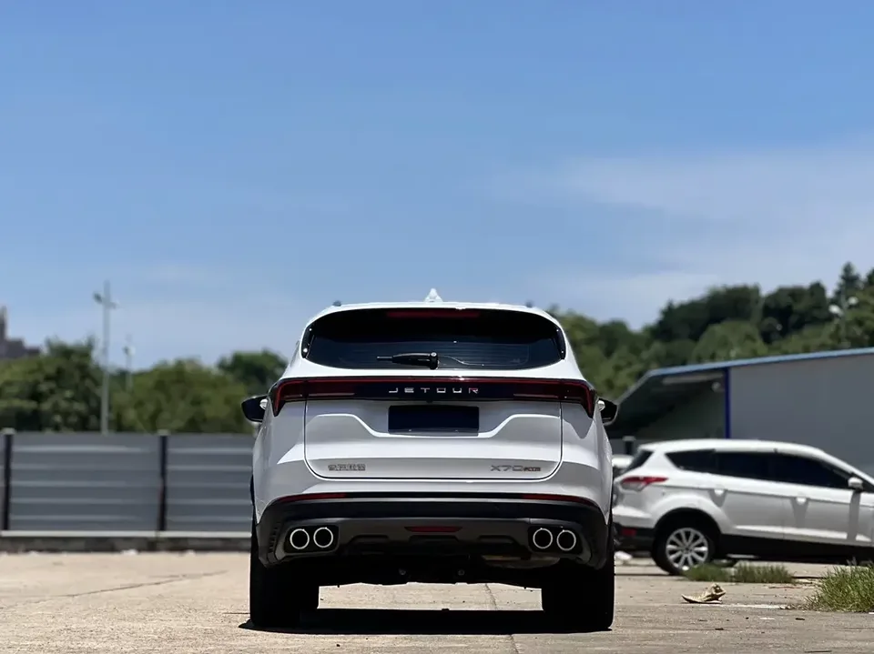 Jetour Jietu X70 PLUS Jietu X70 PLUS 2024 Champion Edition 1.5T DCT Champion MAX 5 Seaters 2024 — thumbnail 4