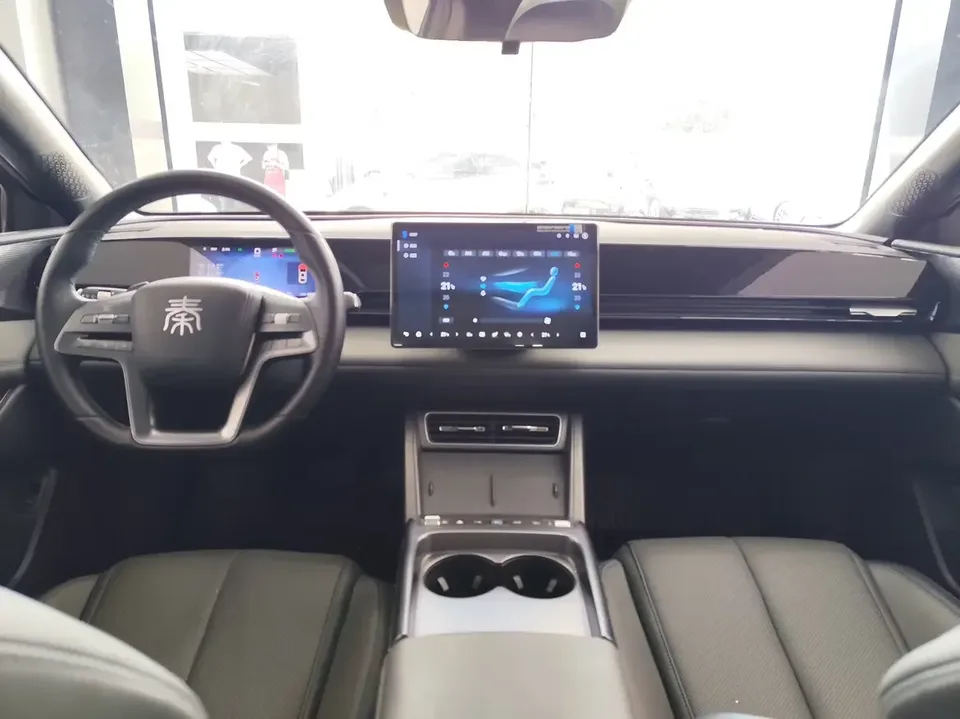 BYD Qin L EV Qin L EV 2025 470KM Leading Model 2025 — thumbnail 5