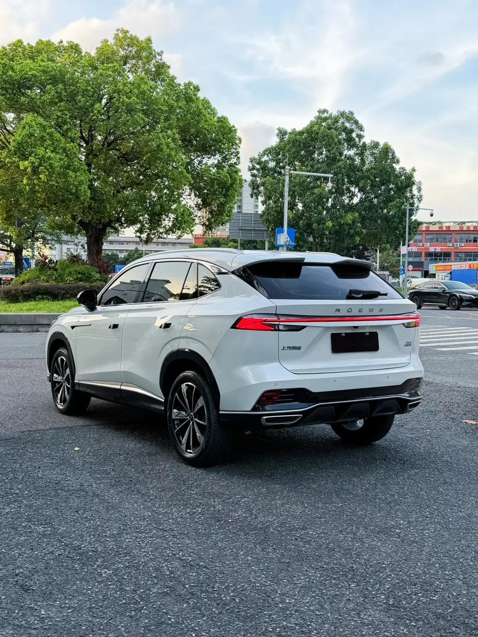Roewe RX5 Roewe RX5 2023 Superior Edition 2024 — thumbnail 2