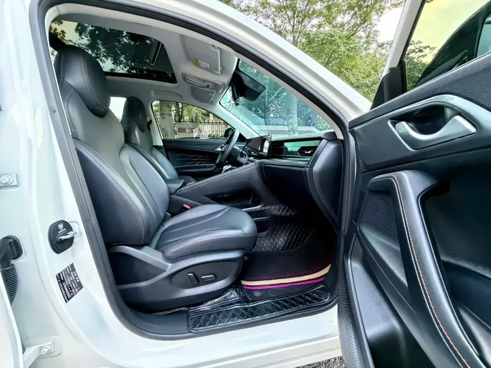 Roewe RX5 Roewe RX5 2023 Superior Edition 2024 — thumbnail 5