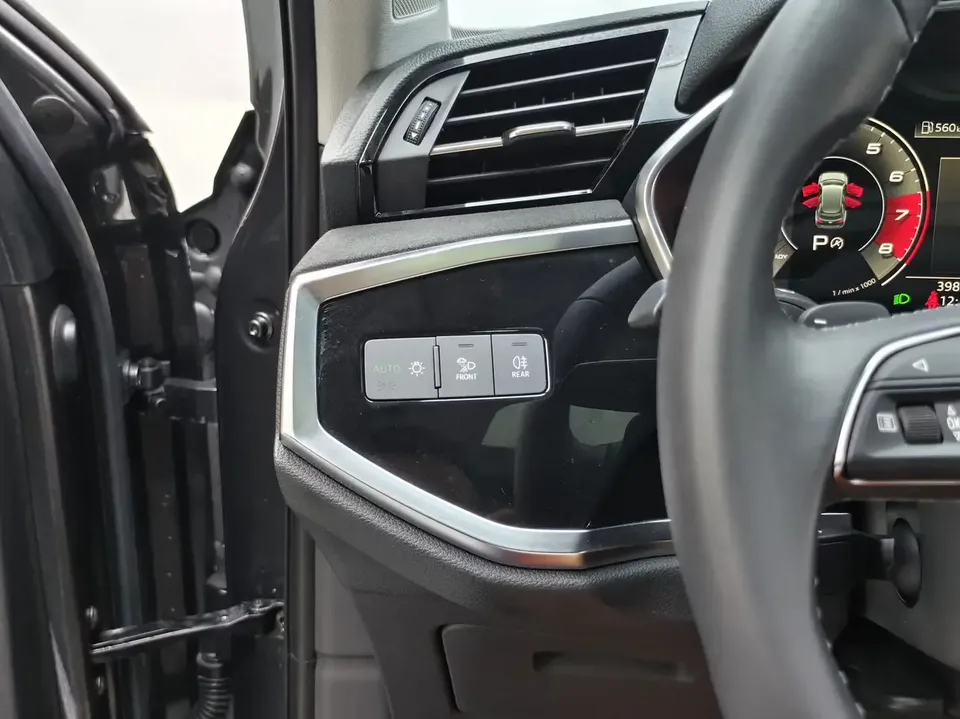 Audi Q3 Audi Q3 2023 35 TFSI Stylish Dynamic 2023 — thumbnail 5