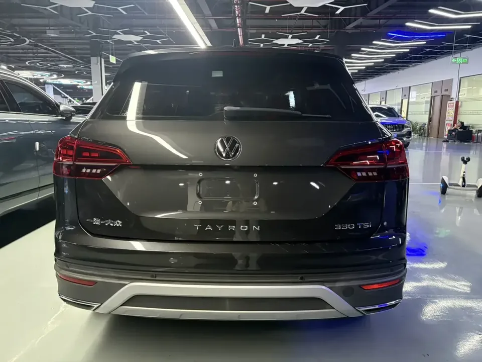 Volkswagen Tayron Tanyue 2022 330TSI 2WD Luxury Smart Edition 2022 — миниатюра 4