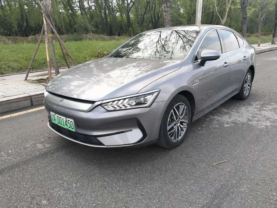BYD Qin PLUS EV Qin PLUS EV 2021 500KM Luxury 2023 — photo 1, buy with delivery to Moscow