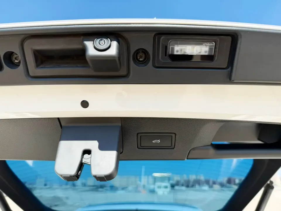 Volkswagen Lamando Lingdu 2023 Lingdu L 280TSI DSG Cool Edition 2023 — thumbnail 3