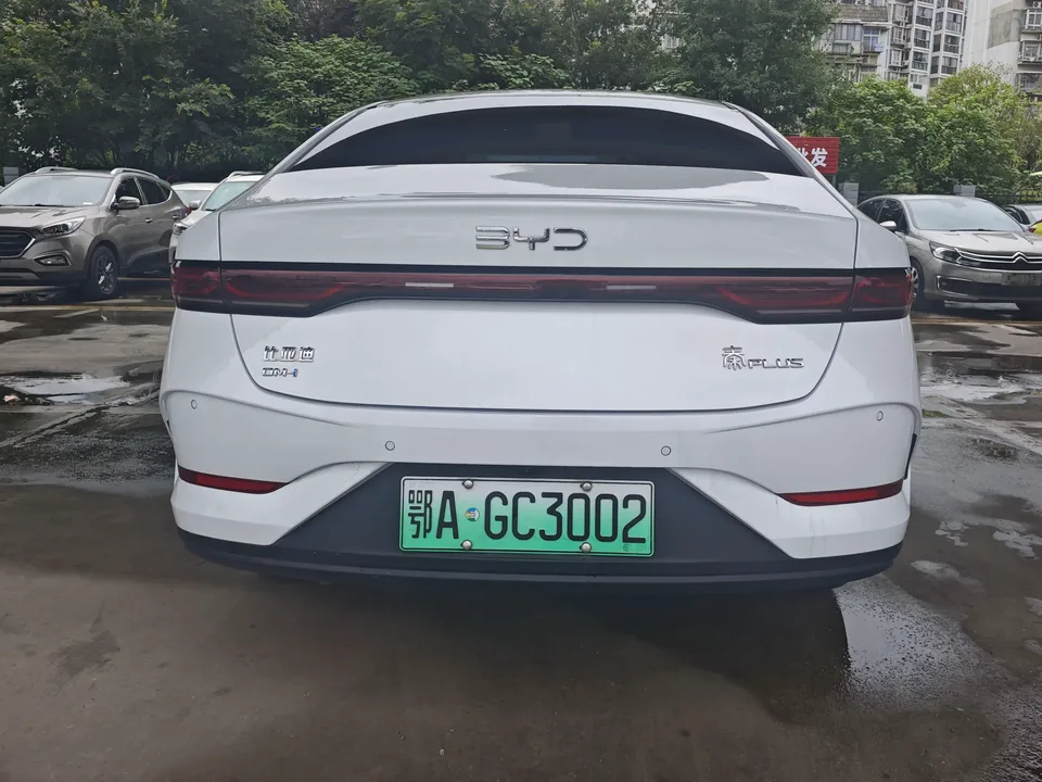 BYD Qin PLUS DM Qin PLUS DM 2025 DM-i Intelligent Driving Version 128KM Progressive 2025 — thumbnail 5
