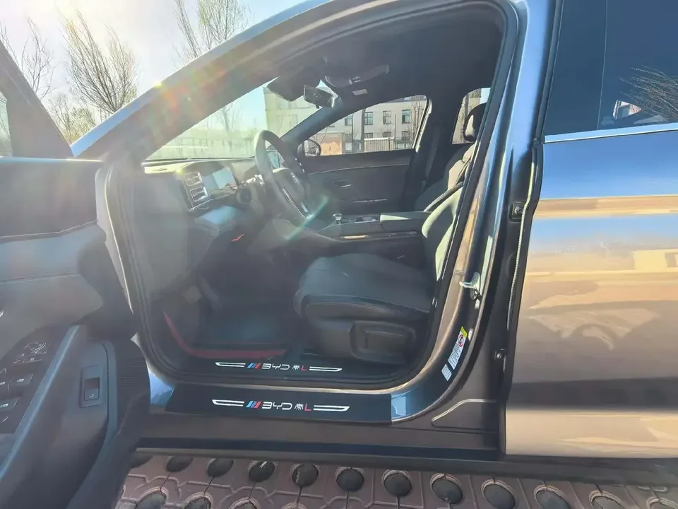 BYD Qin L DM Qin L DM 2025 DM-i 80KM Intelligent Driving Edition 2025 — thumbnail 5