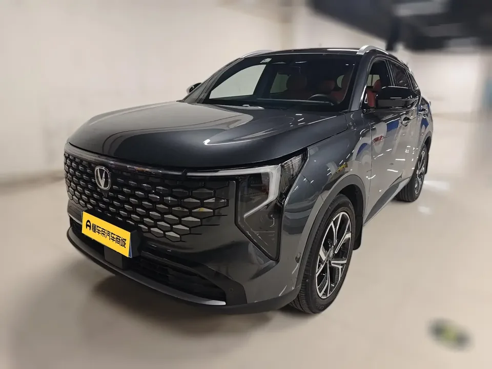 Changan CS55 Plus Changan CS55 PLUS 2026 Fourth Generation New Blue Whale 1.5T Tian Shu Luxury Edition 2025 — photo 1, buy with delivery to Moscow