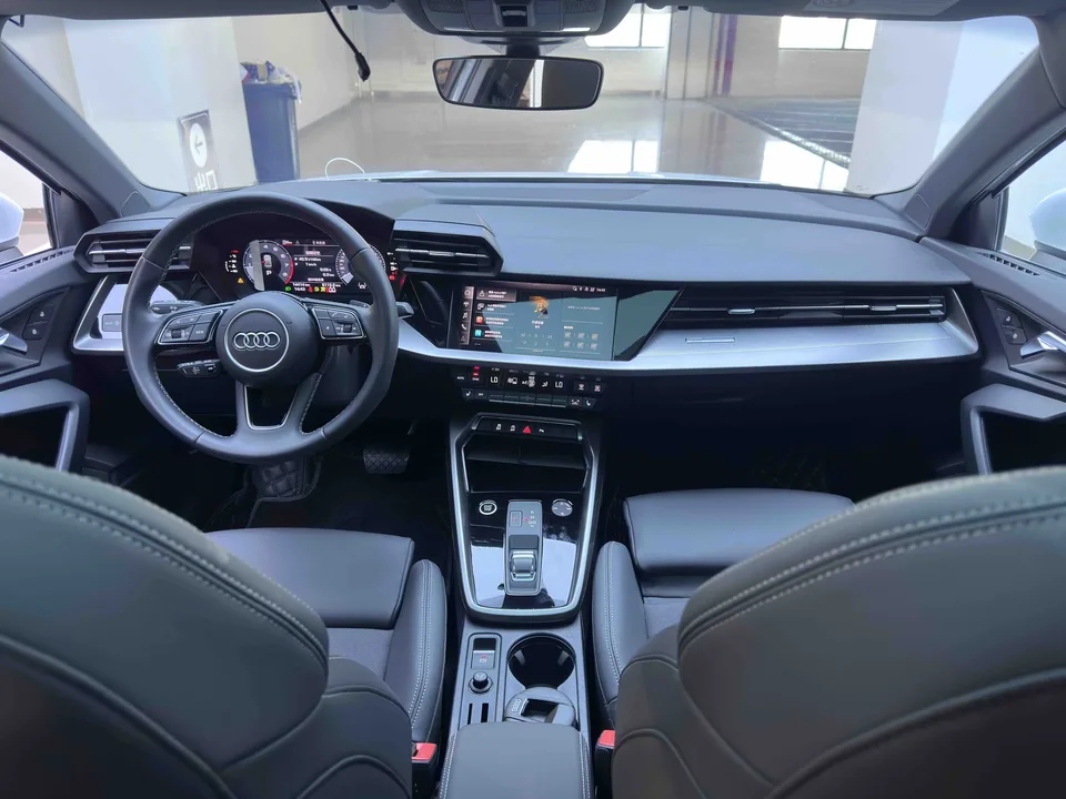 Audi A3 Audi A3 2023 A3L Limousine 35 TFSI facelift: stylish and sporty 2023 — thumbnail 4