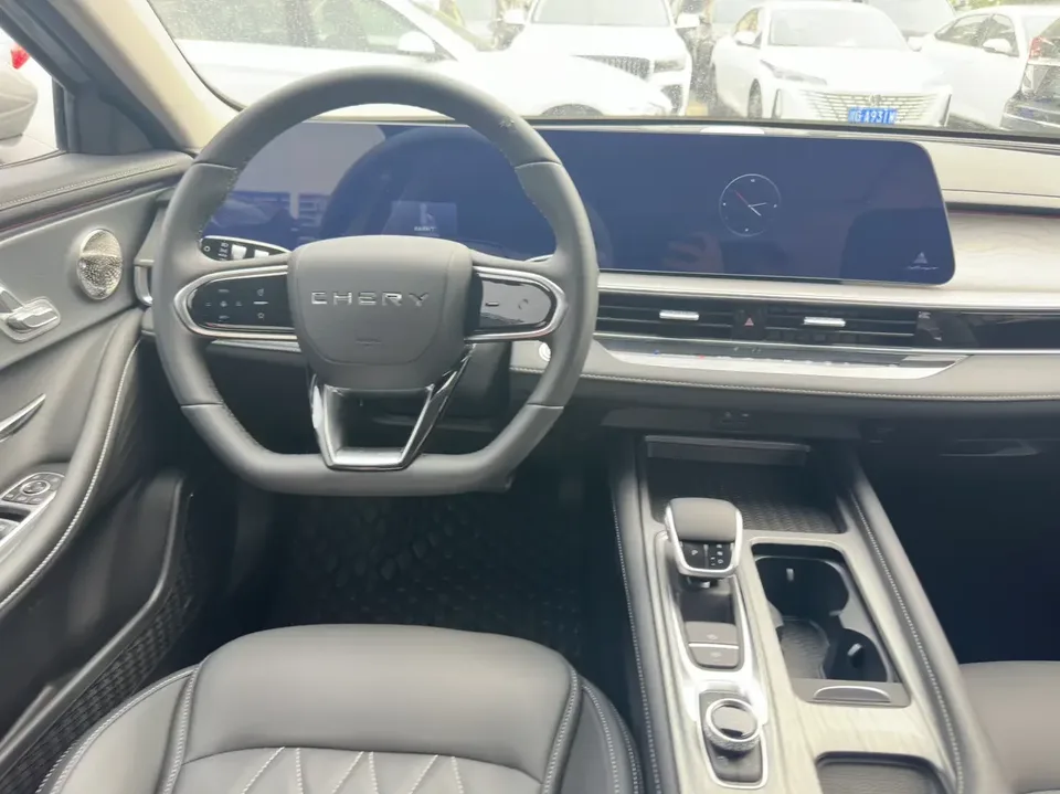 Chery Arrizo 8 Arrizo 8 2024 1.6TGDI DCT Intelligence 2024 — thumbnail 4