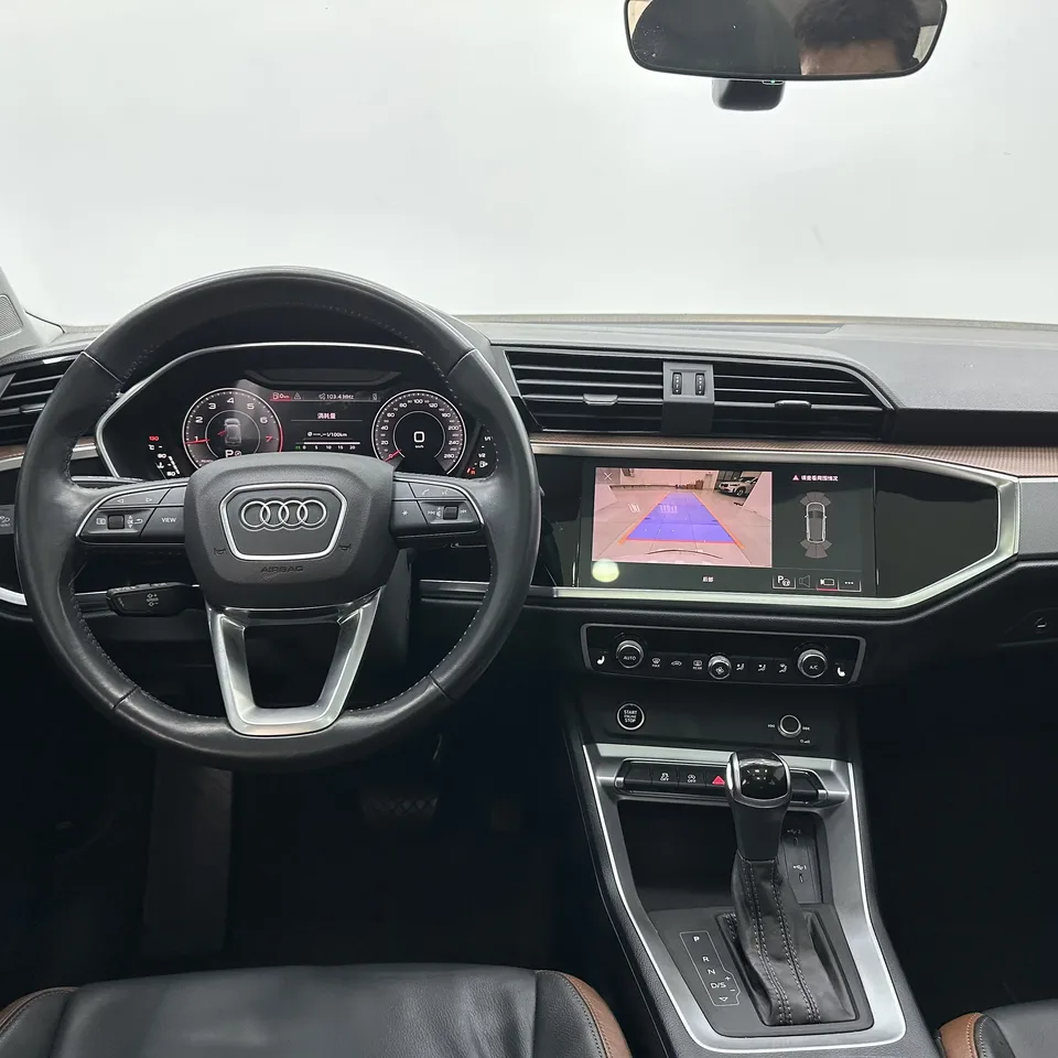 Audi Q3 Audi Q3 2022 35 TFSI Stylish and Elegant 2022 — миниатюра 3