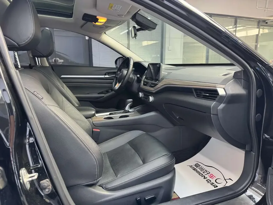 Nissan Altima Sound of nature 2021 2.0L XL Comfort Edition 2022 — thumbnail 3