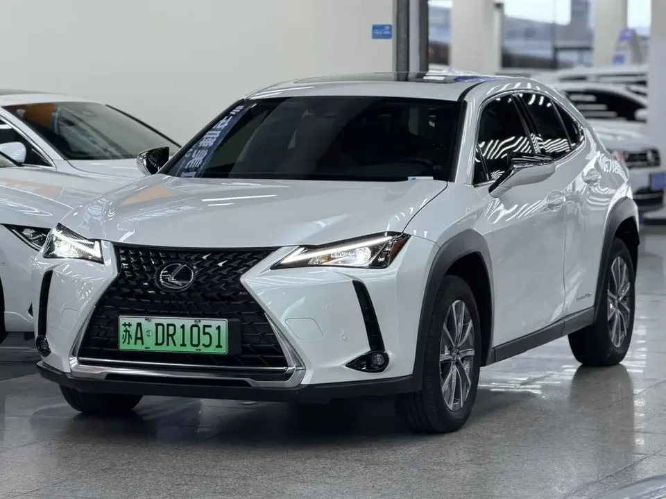 Lexus UX EV Lexus UX EV 2020 300e 2023 — photo 1, buy with delivery to Moscow