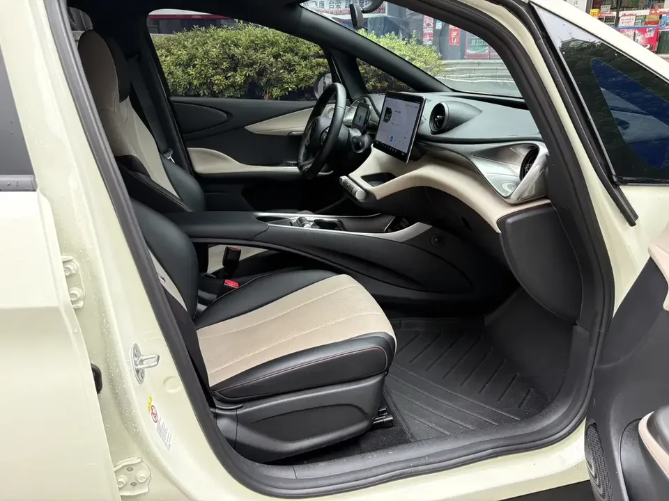 BYD Dolphin dolphin 2025 420KM Free Edition 2026 — миниатюра 3