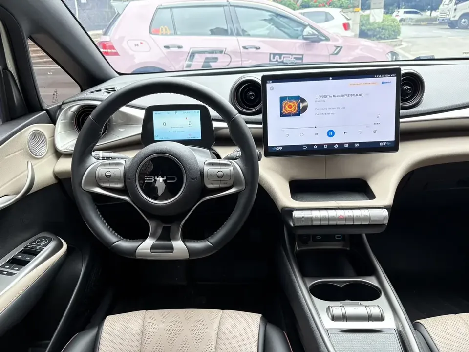 BYD Dolphin dolphin 2025 420KM Free Edition 2026 — миниатюра 4
