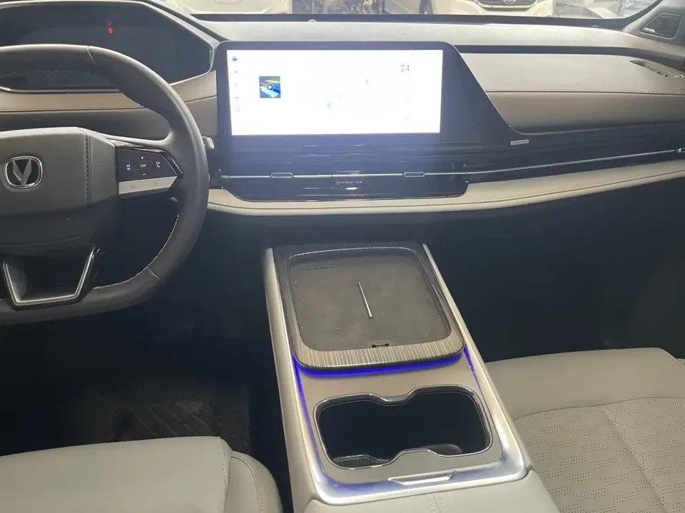 Changan CS55 PLUS PHEV Changan CS55 PLUS PHEV 2025 Smart New Blue Whale 125km Battleship Edition 2025 — thumbnail 3