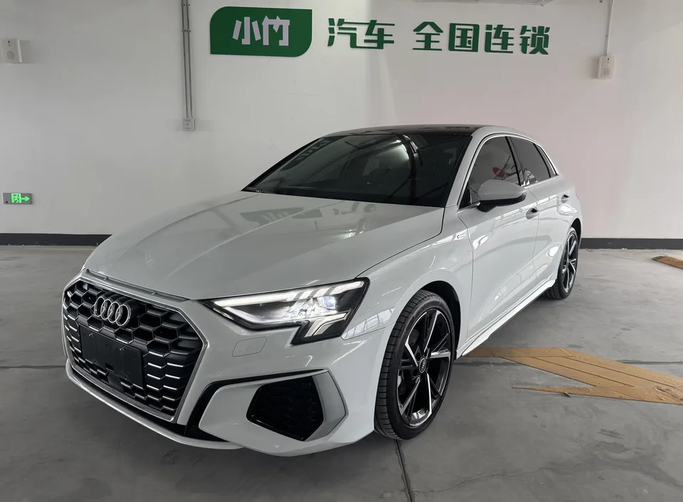 Audi A3 Audi A3 2023 Sportback 35 TFSI Stylish and sporty 2023 — photo 1, buy with delivery to Moscow