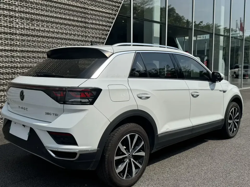 Volkswagen T-Roc TANG 2023 280TSI DSG Time Edition 2023 — thumbnail 2