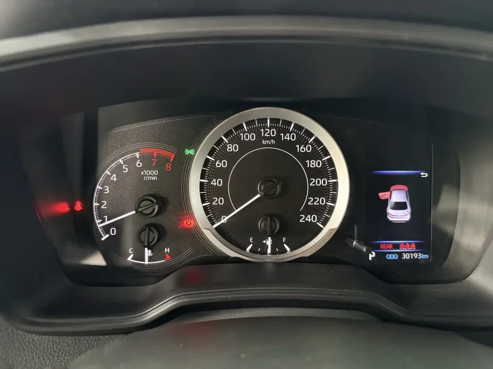 Toyota Levin Lei Ling 2022 185T CVT Deluxe Edition 2022 — thumbnail 4