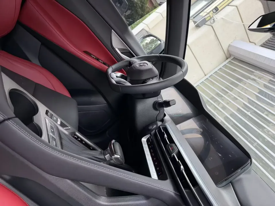 Changan CS35 Plus Changan CS35 PLUS 2023 Enjoyable Edition Blue Whale NE 1.4T DCT Luxury Edition 2022 — миниатюра 3