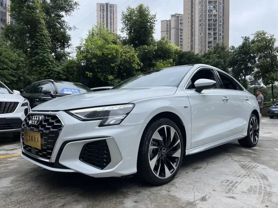 Audi A3 Audi A3 2021 Sportback 35 TFSI Stylish and sporty 2022 — photo 1, buy with delivery to Moscow