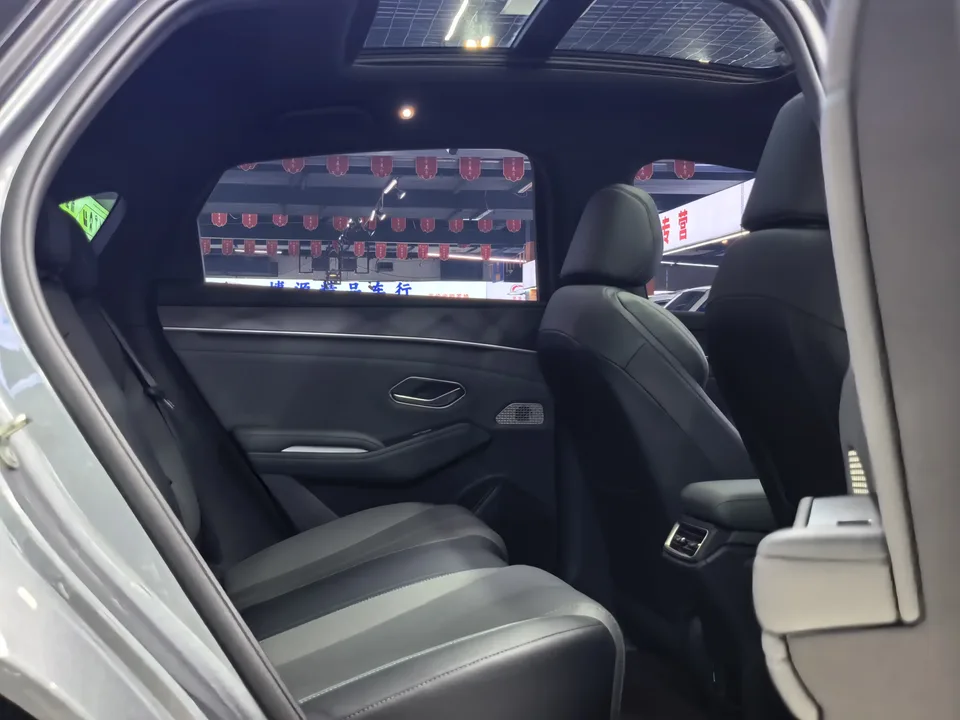 BYD Qin L DM Qin L DM 2024 DM-i 120KM Beyond 2024 — thumbnail 5