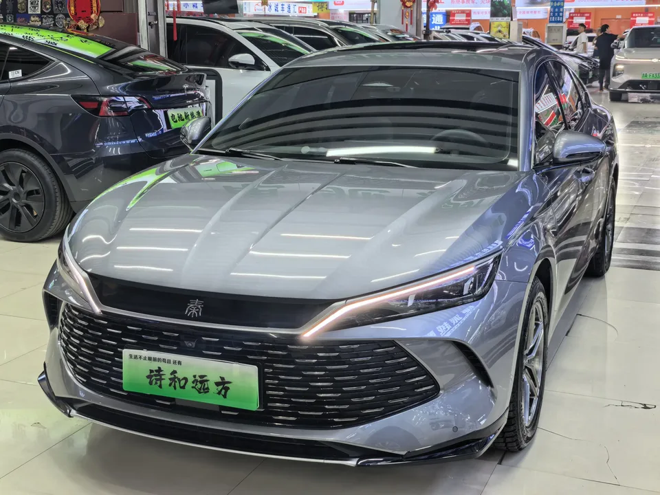 BYD Qin L DM Qin L DM 2024 DM-i 120KM Beyond 2024 — photo 1, buy with delivery to Moscow