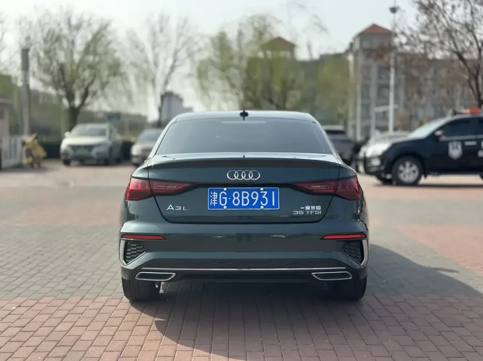 Audi A3 Audi A3 2024 A3L Limousine 35 TFSI Stylish and Elegant 2024 — thumbnail 2